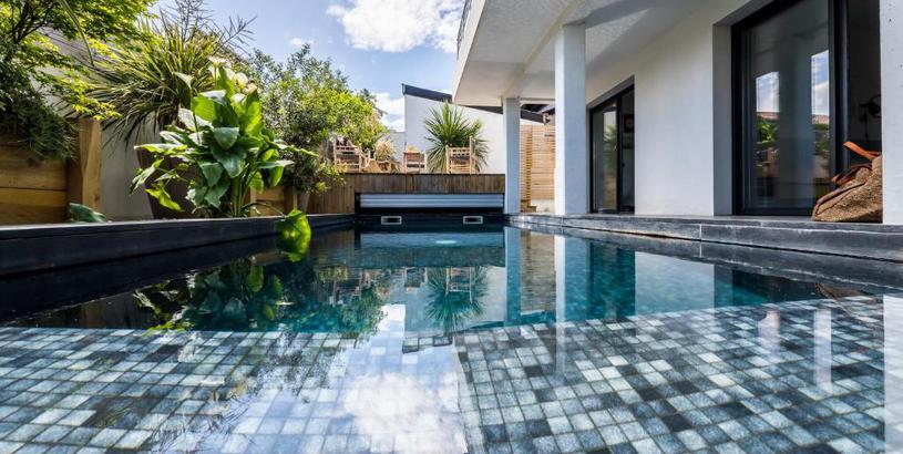 Вилла TROPICAL KEYWEEK beautiful architect villa with swimming pool in Bidart