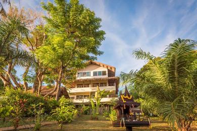 Дом отдыха The Penthouse Koh Mak with stunning 360 degree view over the islands of Trat