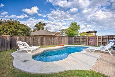 Holiday home Little Elm Home Pool and Gym Less Than half Mi to Lake