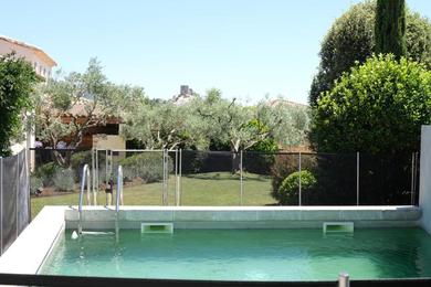 Holiday home LS1-406 GINESTO Jolie Villa avec piscine chauffée, en centre village d’Aureille, 8 personnes, proche des Baux de Provence