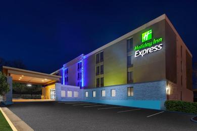 Hotel Holiday Inn Express Fairfax-Arlington Boulevard, an IHG Hotel