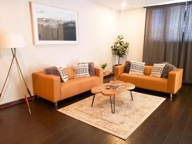 Apartments Airy & Tidy 2BR Apt with Free Covered Garage Parking - Central Modern