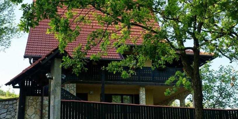 Chalet kuća za odmor Krašić