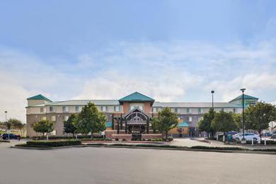 Hotel HOLIDAY INN EXPRESS & SUITES ELK GROVE CENTRAL - HWY 99, an IHG Hotel