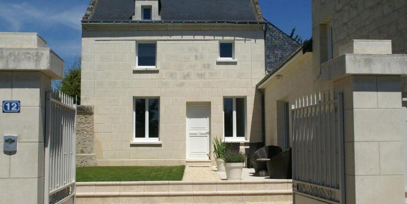 Дом отдыха Luxury holiday home with lawn in Beaumont en V ron near Chinon