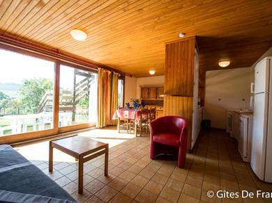 Holiday home Gîte Espinchal, 4 pièces, 6 personnes - FR-1-630-46