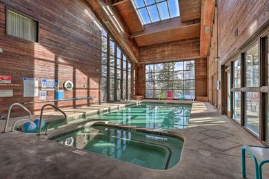 Апартаменты Ski-In and Ski-Out Brian Head Condo with Pool Access!