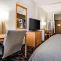 Отель Quality Inn & Suites Des Moines Airport