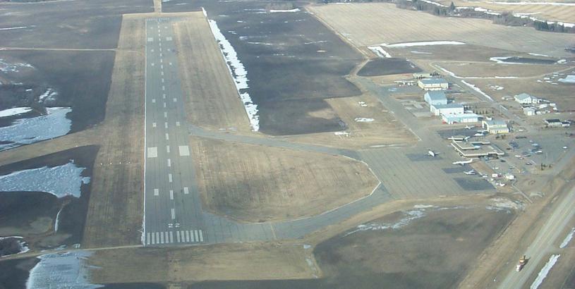 Peace River Airport (YPE), Peace River, Canada