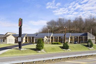 Hotel Super 8 by Wyndham Fort Chiswell Wytheville Area