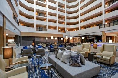Отель Embassy Suites by Hilton Raleigh Durham Research Triangle