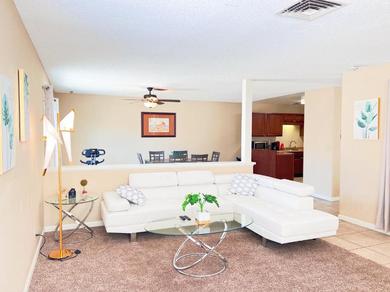 Perfect 4 bedroom home . 10 mins to the Strip!