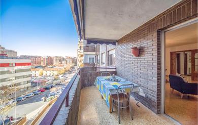 Apartments Stunning apartment in Castelló de la Plana with WiFi and 3 Bedrooms