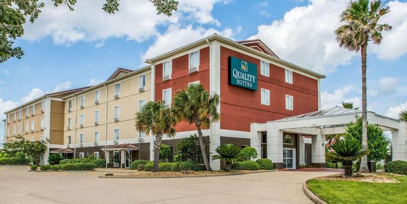 Hotel Quality Suites Lake Charles Downtown