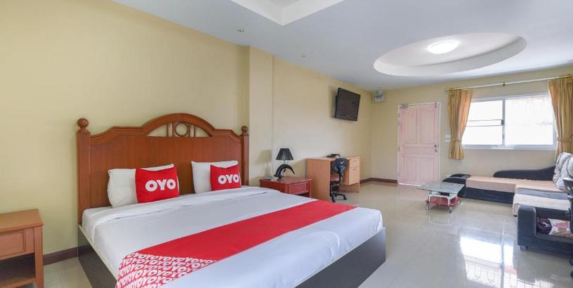 Hotel OYO 762 Chompoo