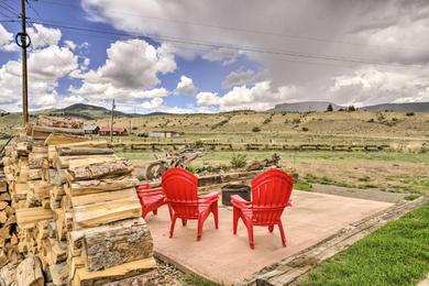 Дом отдыха Spacious Mtn Home in Creede - Entertain and Explore!