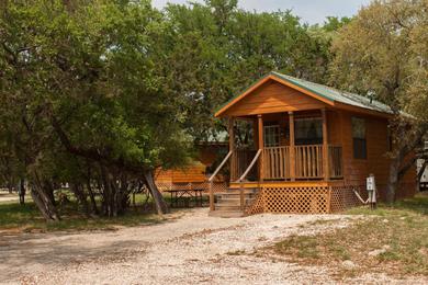 Medina Lake Camping Resort Cabin 4