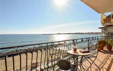 Апартаменты Stunning apartment in Giardini Naxos with WiFi and 2 Bedrooms