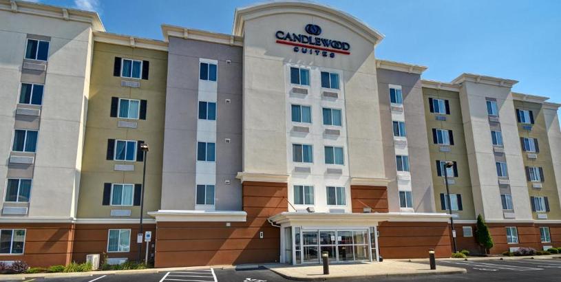 Отель Candlewood Suites St Clairsville Wheeling Area, an IHG Hotel