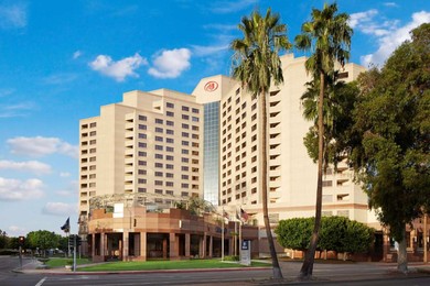 Отель Hilton Long Beach Hotel