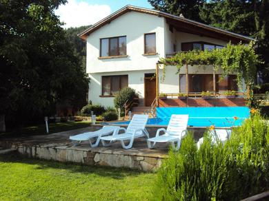 Villa House Mirlevi