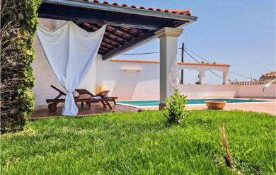 Nice home in Novo Selo with Outdoor swimming pool, WiFi and 3 Bedrooms
