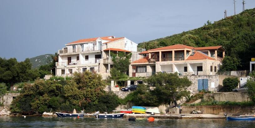Apartments Apartments by the sea Polace, Mljet - 613