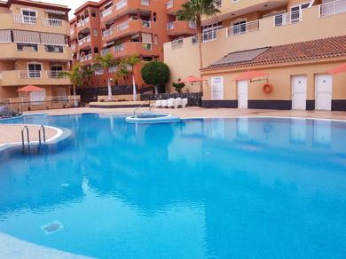 Apartments Ocean View Suite Close to Beach with Pool & WiFi
