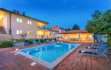 Holiday home Stunning Home In Pazin With 6 Bedrooms, Wifi And Outdoor Swimming Pool