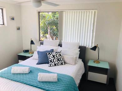 Apartments Relaxing Escape! In the heart of Broadbeach - transport, casino, free wifi and Netflix
