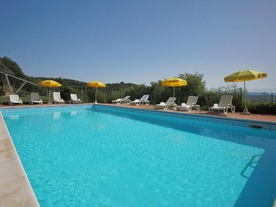 Дом отдыха Cozy Farmhouse in Paciano with Private Pool