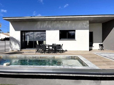 Вилла villa contemporaine avec piscine