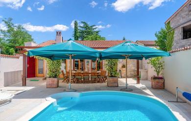 Villa Rustic Villa Diana with pool near Rovinj