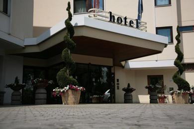 Отель Hotel Bassetto