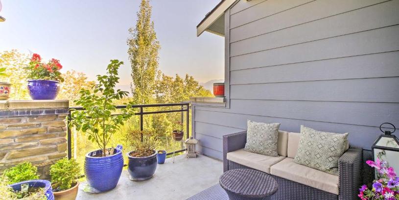 Holiday home Welcoming Snoqualmie Townhome with Mtn Views!