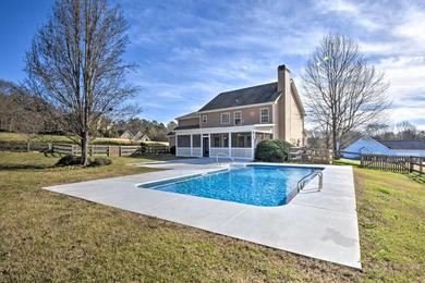 Holiday home Jefferson Home with Screened Patio - on 1 Acre!