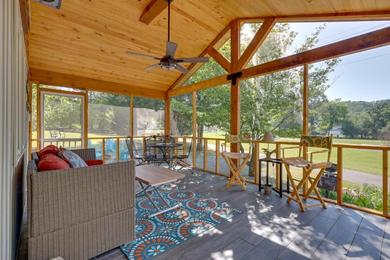 Апартаменты Guntersville Lake Home with Deck and Covered Boat Slip