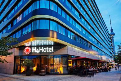 Отель H4 Hotel Berlin Alexanderplatz