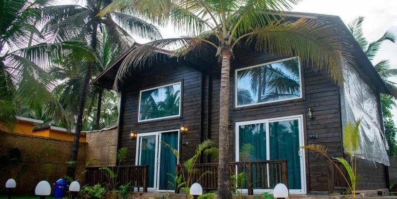 Отель LivingStone Coco Resort