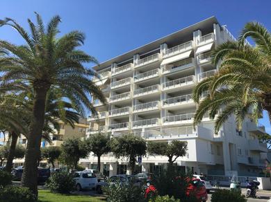 Apartments FRONTE MARE-CENTRALE-Riviera Palace-Giulianova-Apartment-Prenotazioni solo da Sabato a Sabato nei mesi di Luglio e Agosto