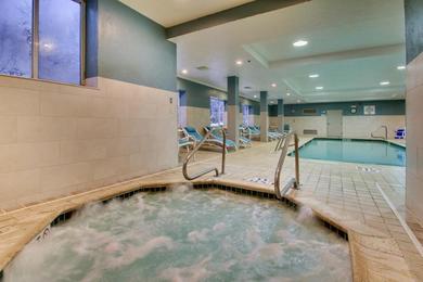 Hotel Holiday Inn Express & Suites - Lincoln East - White Mountains, an IHG Hotel