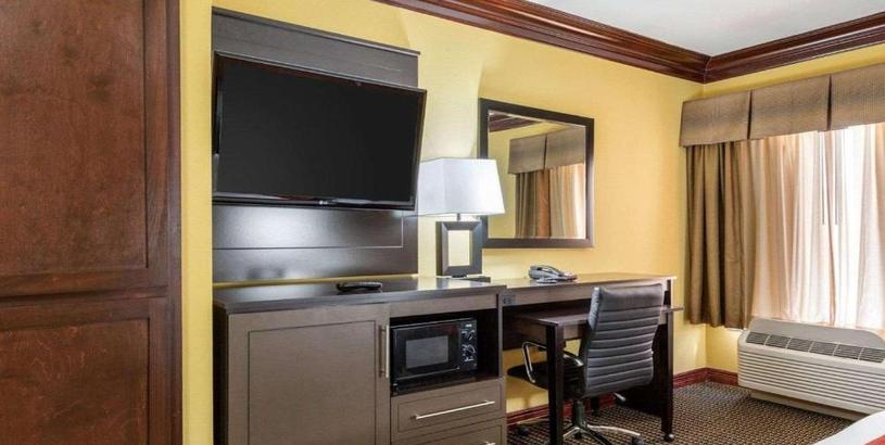 Hotel Comfort Suites Lake Jackson Clute