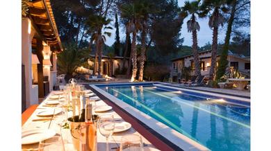 Villa Palmera, paradise near Barcelona, luxurious villa, comfortably sleeping 22