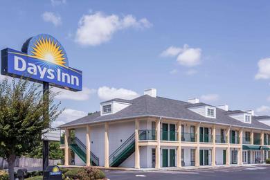 Отель Days Inn by Wyndham Simpsonville