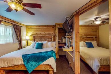 Hotel Cedaredge Lodge, Cabin 5