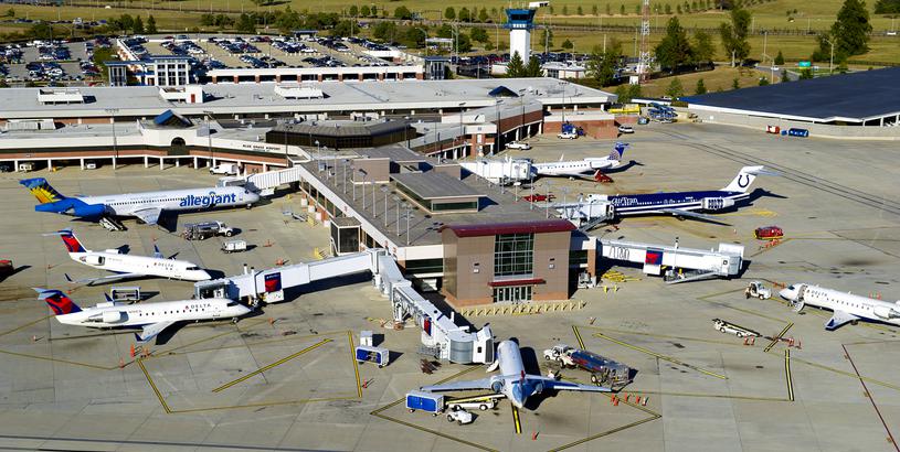 Lake Cumberland Regional Airport (SME), Сомерсет, Соединенные Штаты