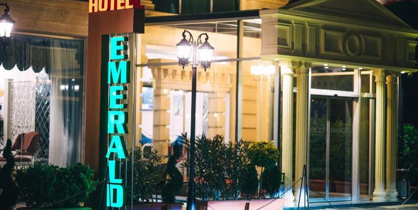 Hotel Emerald Suite Hotel