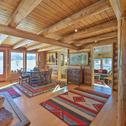 Дом отдыха Southwestern-Chic Cabin with Sweeping Mtn Views
