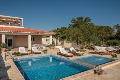 Holiday home Filothei Beach House with pool