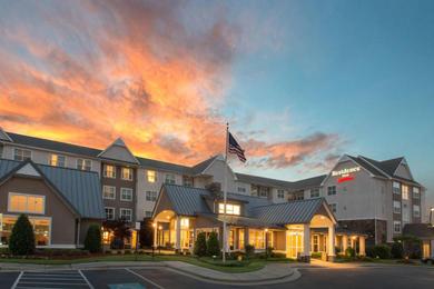 Апарт-отель Residence Inn by Marriott Fayetteville Cross Creek